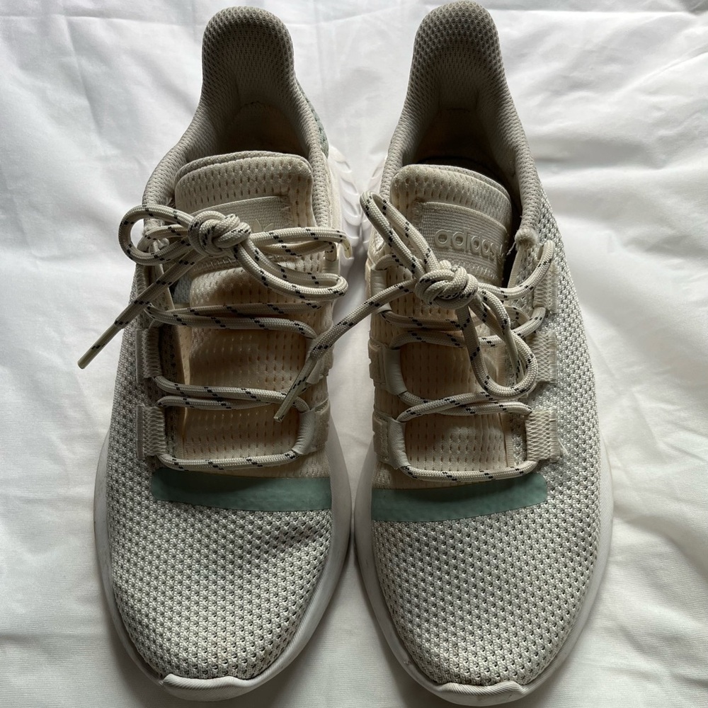 Adidas US women’s size 6.5